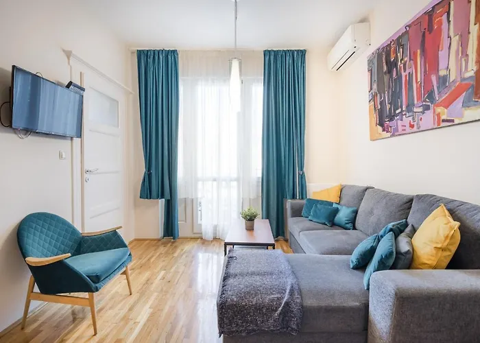 Bpr Blue Paradise Apartment With A/C